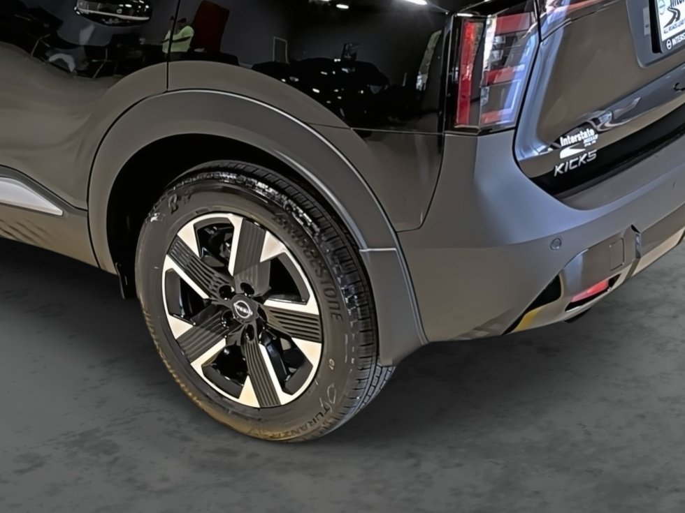 New 2026 Nissan Kicks SV w/ Cold Weather Package AWD/4WD image 11