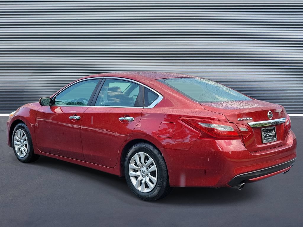 Used 2018 Nissan Altima 2.5 S w/ S Convenience Package FWD image 4