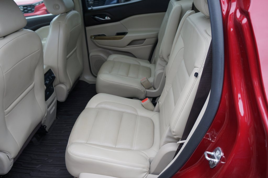 Used 2019 GMC Acadia Denali w/ Technology Package image 11