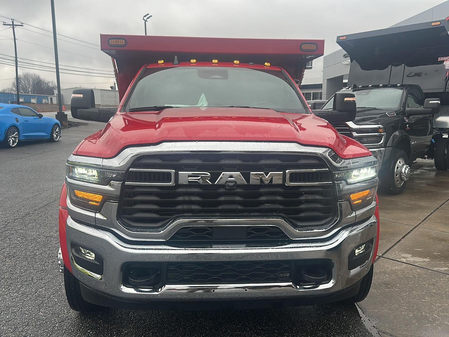 New 2026 RAM 5500 4x4 Regular Cab image 2