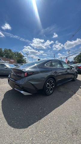 Used 2024 Hyundai Sonata SEL FWD image 5