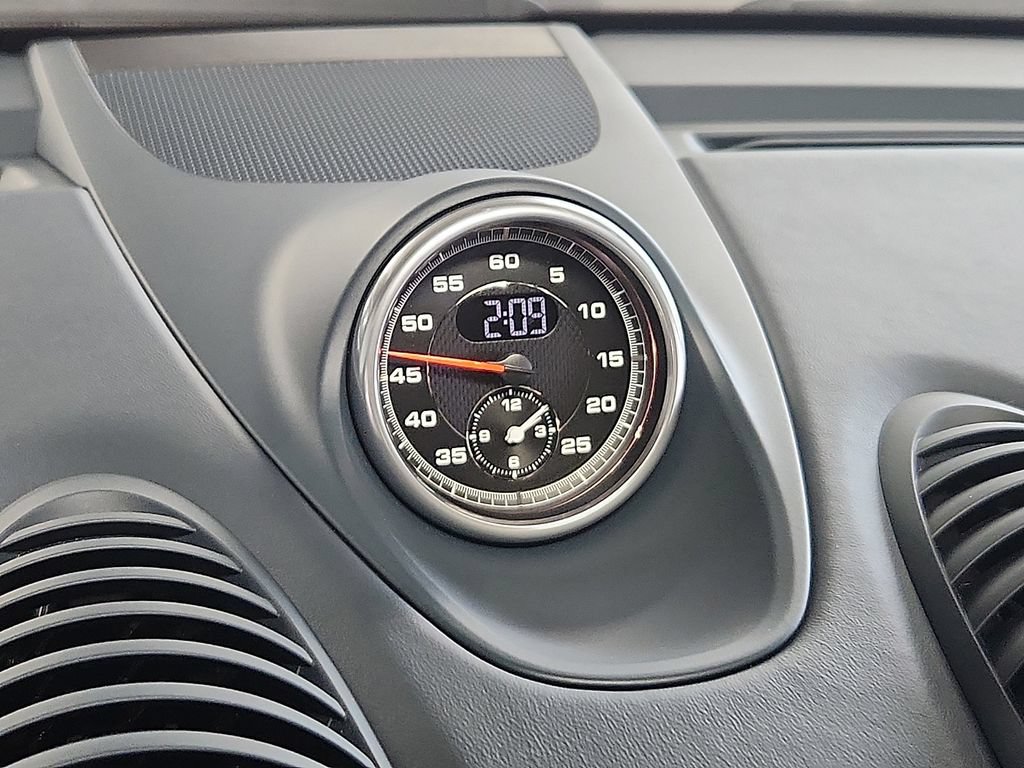 Certified 2025 Porsche 718 Boxster RWD image 24