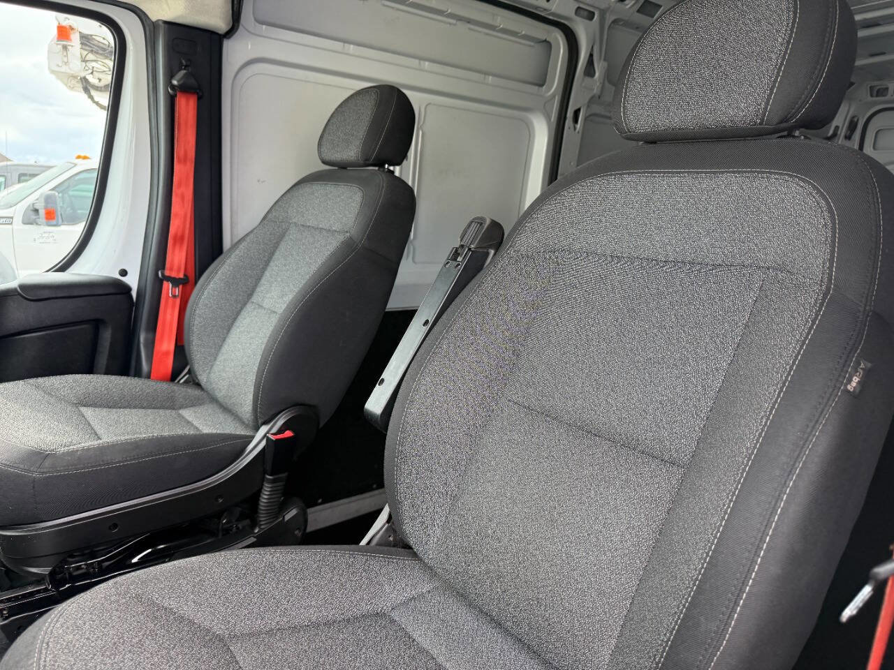 Used 2023 RAM ProMaster 3500 w/ Driver Convenience Group FWD image 16