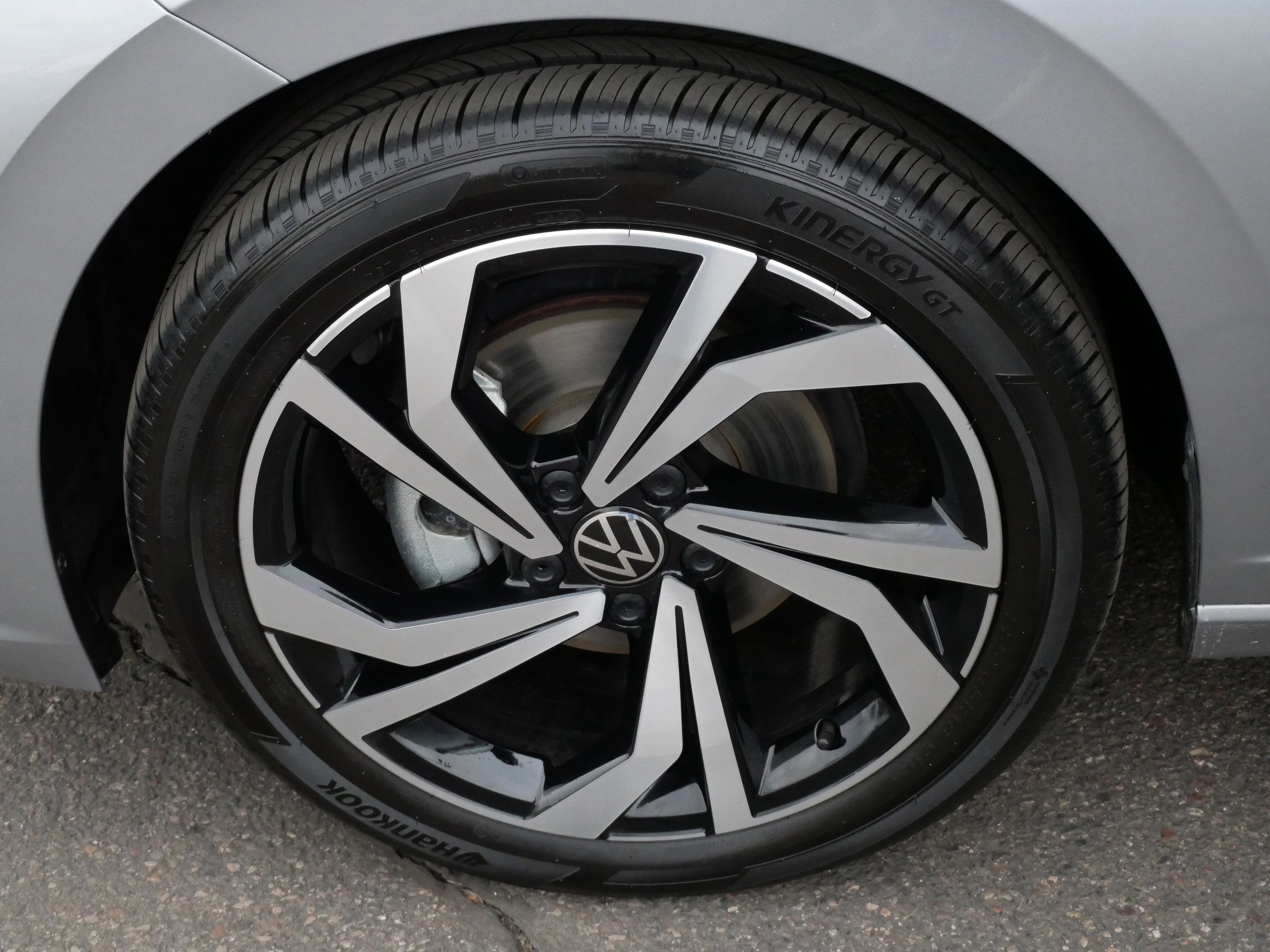 Certified 2024 Volkswagen Jetta SEL image 15
