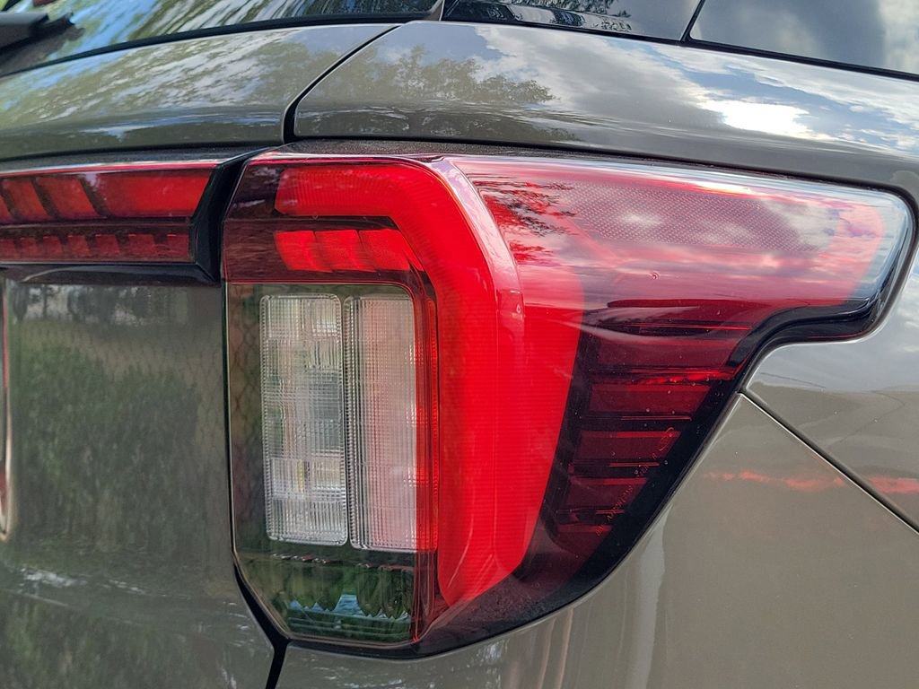 Used 2026 Ford Explorer ST w/ Sun And Sound Package AWD/4WD image 18