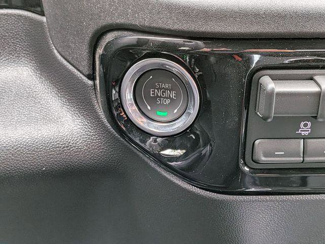 New 2026 Chevrolet Silverado 1500 RST AWD/4WD image 17