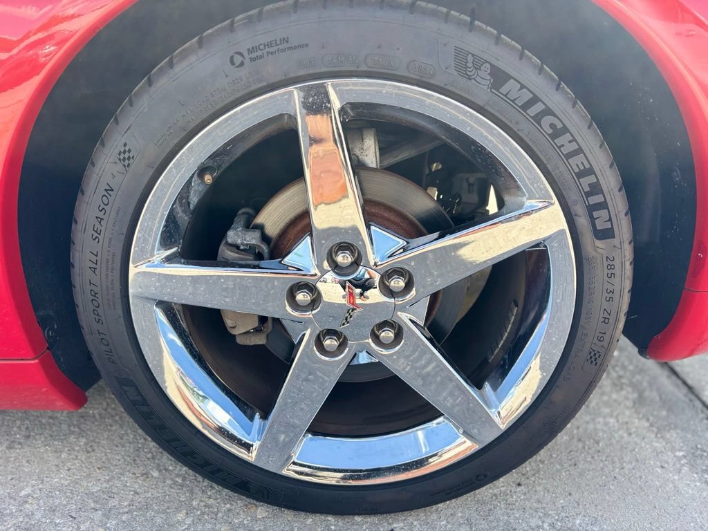 Used 2008 Chevrolet Corvette Convertible w/ Preferred Equipment Group RWD image 19