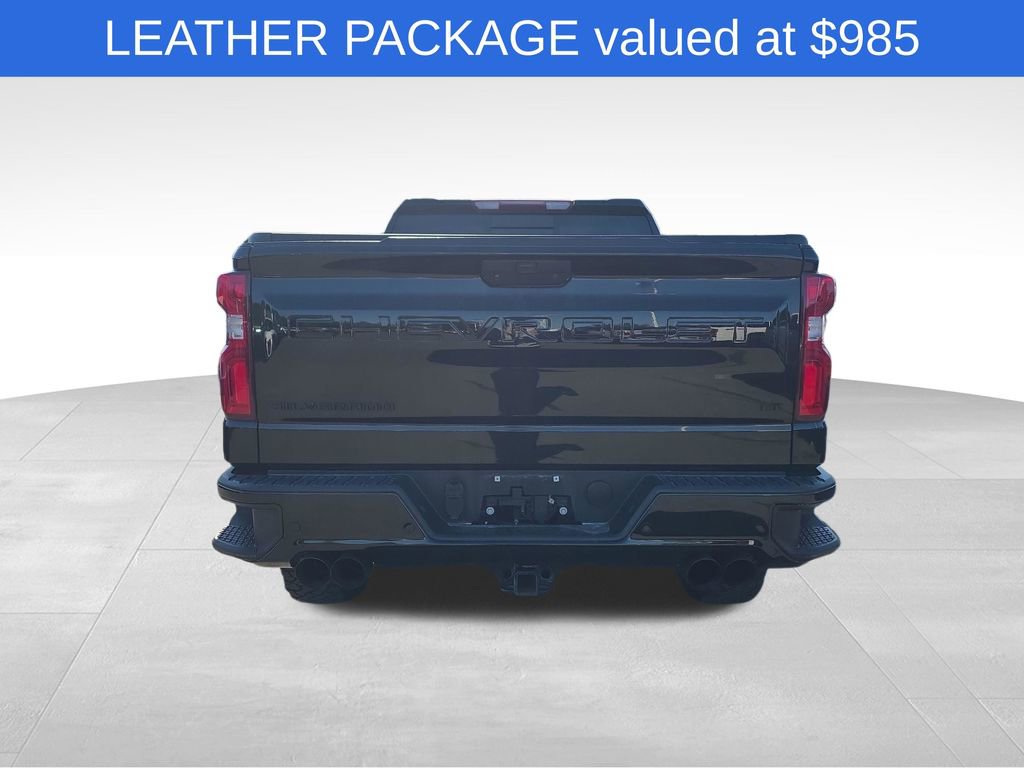 Used 2020 Chevrolet Silverado 1500 LT Trail Boss w/ Midnight Edition AWD/4WD image 8