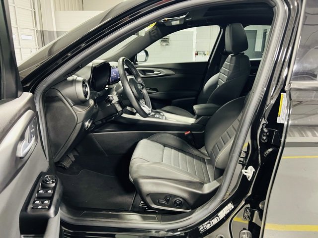 Used 2024 Alfa Romeo Tonale Ti image 25