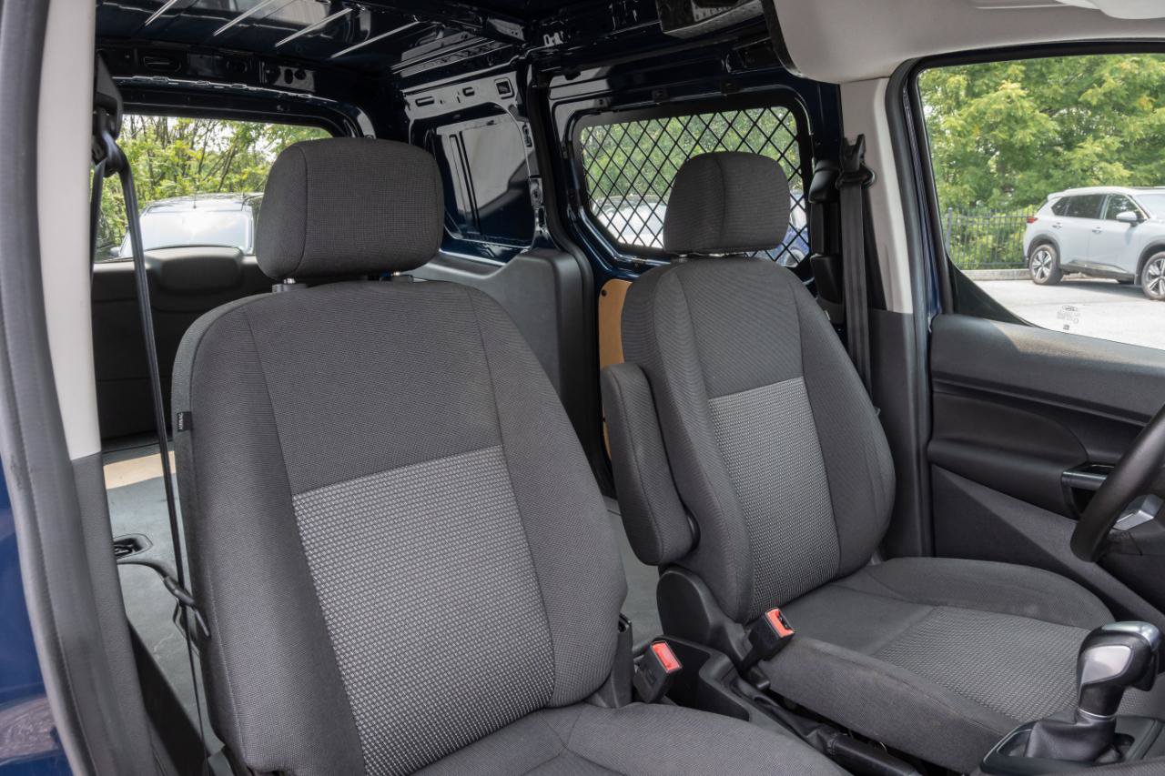 Used 2018 Ford Transit Connect XL FWD image 30