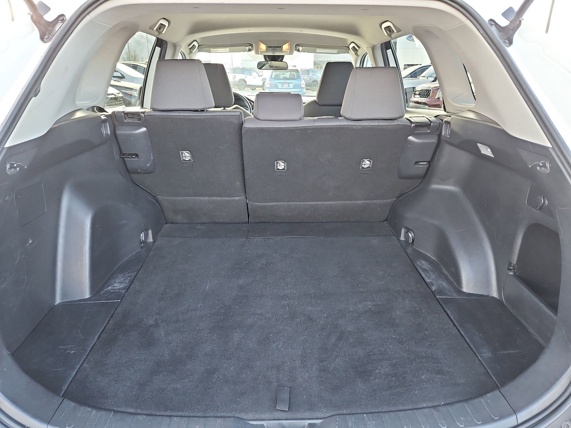 Used 2020 Toyota RAV4 XLE image 30