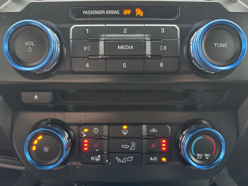 Used 2015 Ford F150 XLT w/ Equipment Group 302A Luxury AWD/4WD image 26