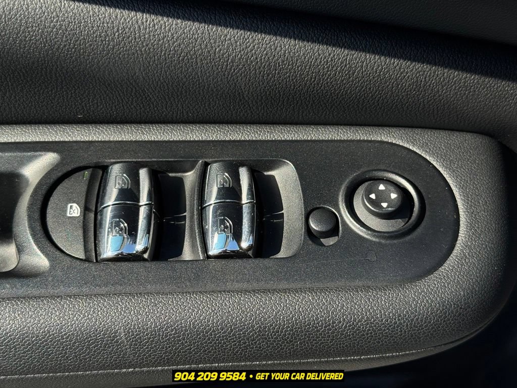 Used 2016 MINI Cooper Clubman FWD image 14