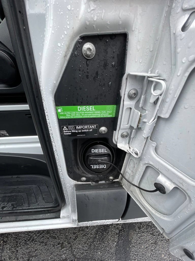 Used 2024 Mercedes-Benz Sprinter 2500 image 27