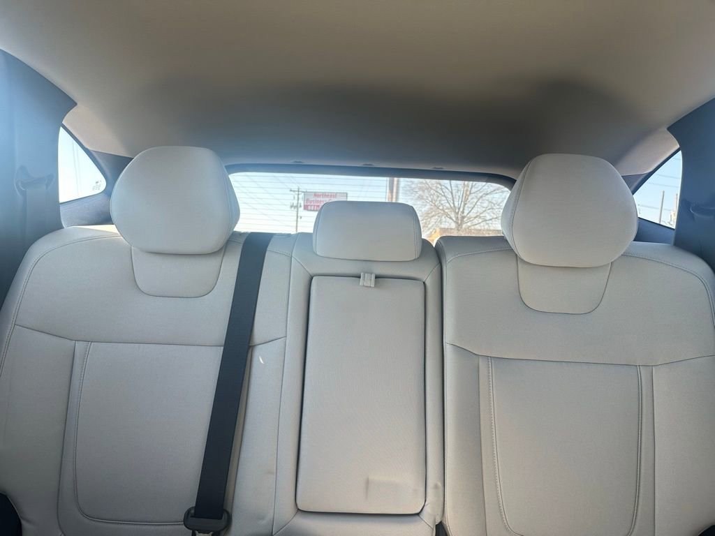 Used 2025 Hyundai Tucson SE image 28