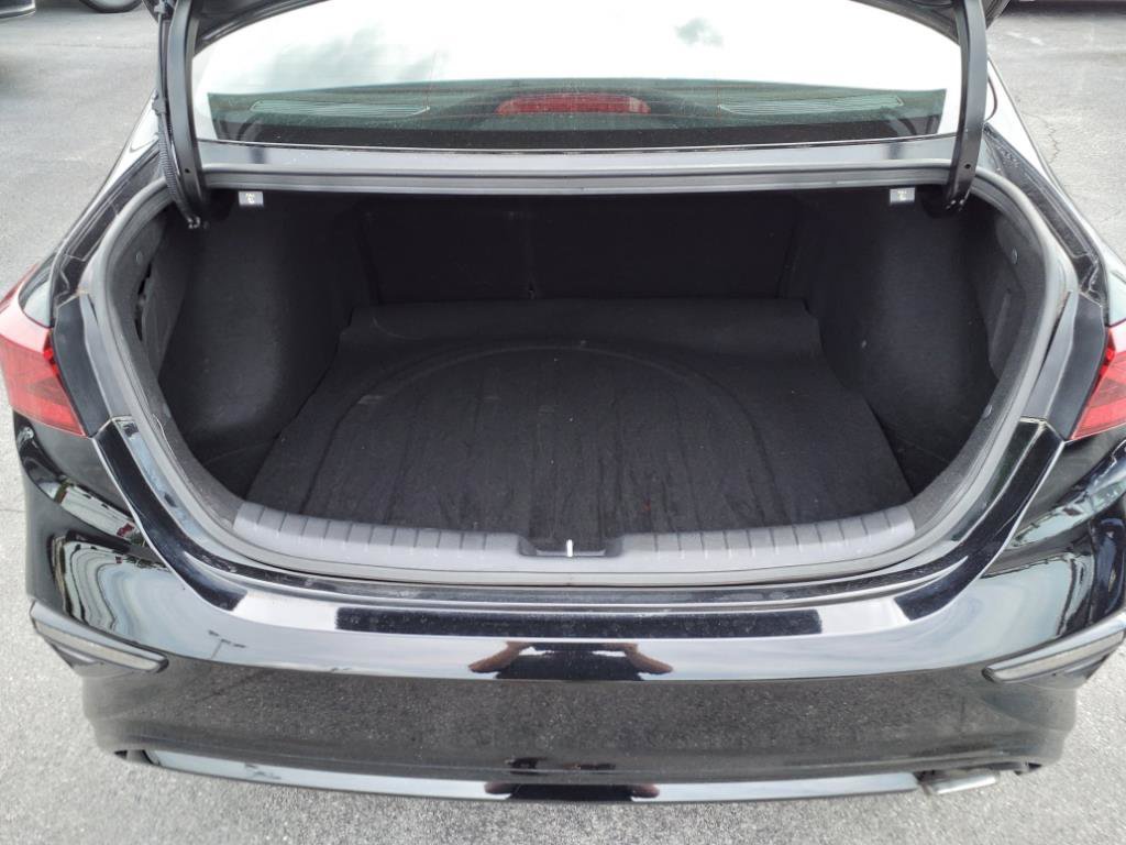 Used 2019 Kia Forte LXS FWD image 25