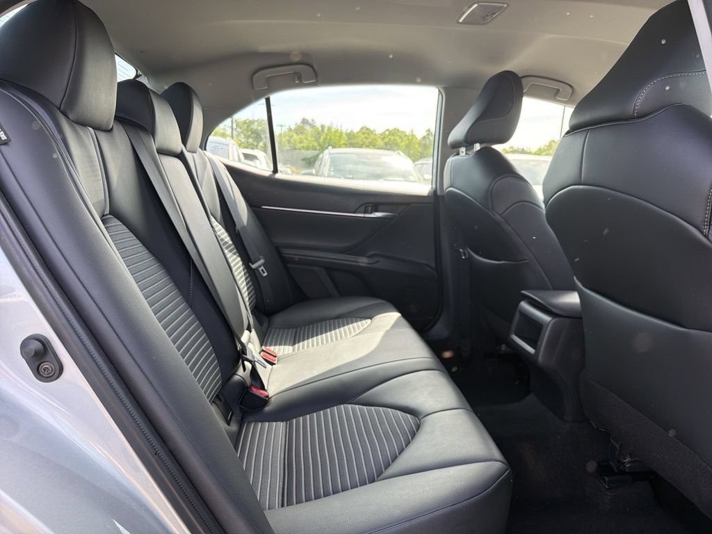 Used 2024 Toyota Camry SE FWD image 15