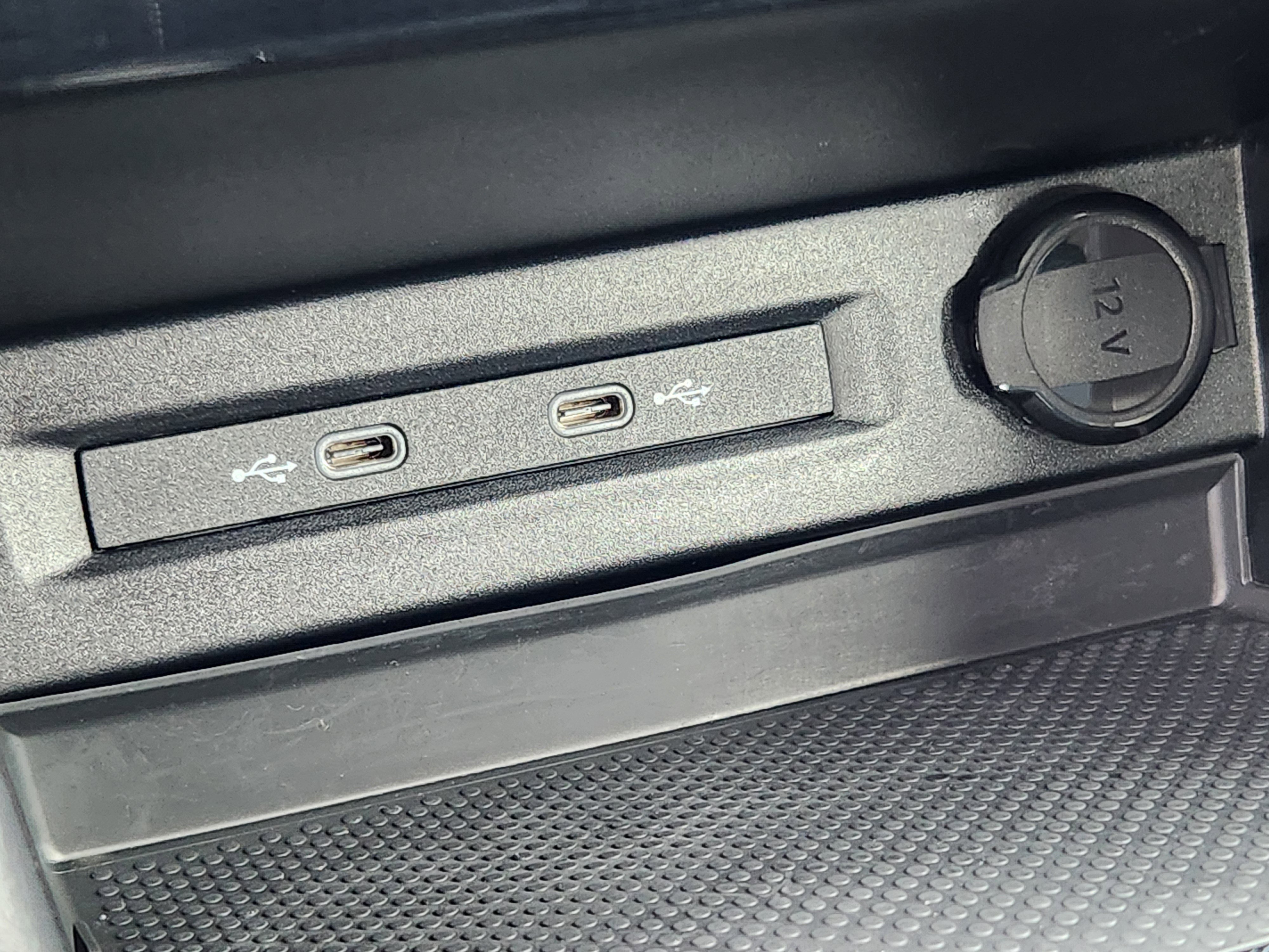 Used 2025 Volkswagen Taos S image 26