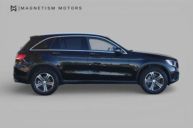 Used 2016 Mercedes-Benz GLC 300 image 2