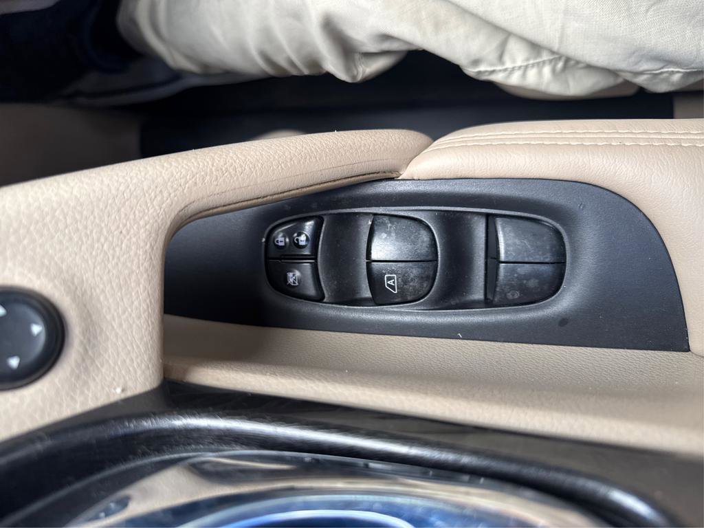 Used 2017 Nissan Rogue S w/ S Appearance Package image 25