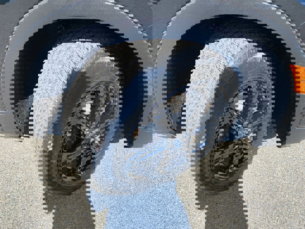 Used 2024 Chevrolet Blazer LT w/ Sound & Technology Package image 6