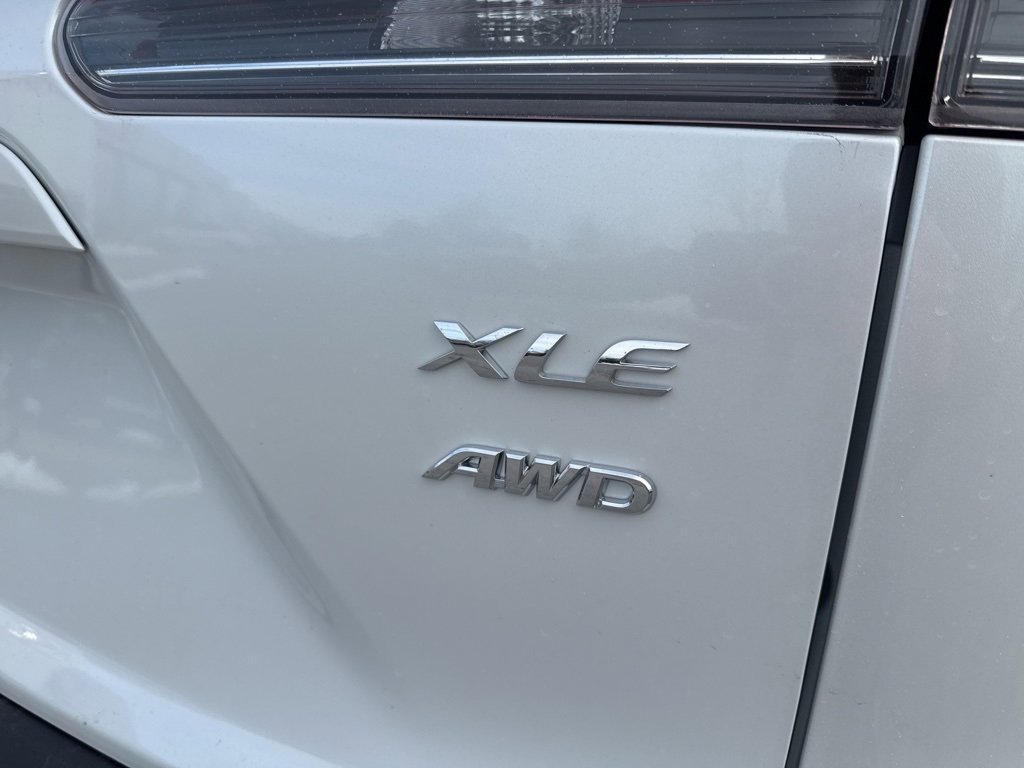 New 2026 Toyota Corolla Cross XLE image 11