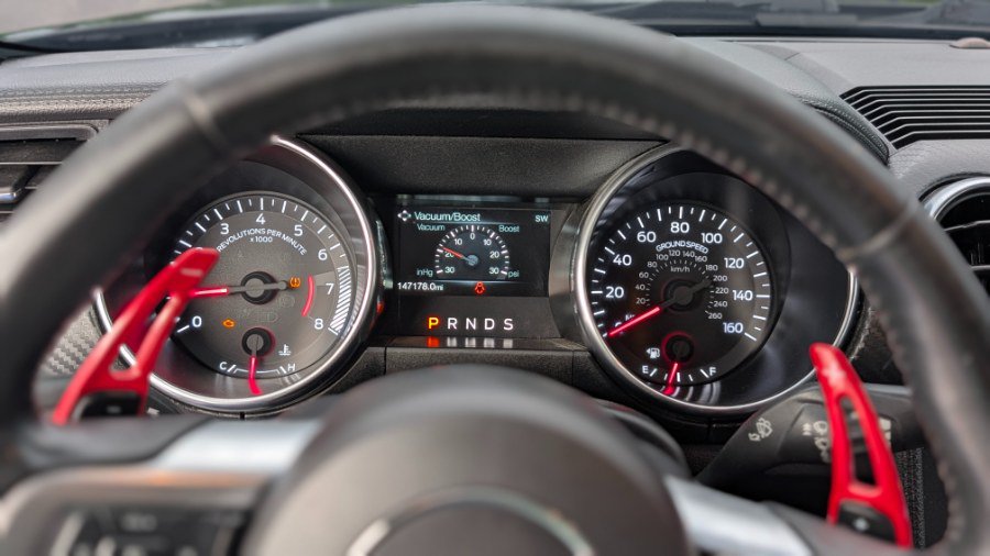 Used 2018 Ford Mustang Coupe RWD image 19