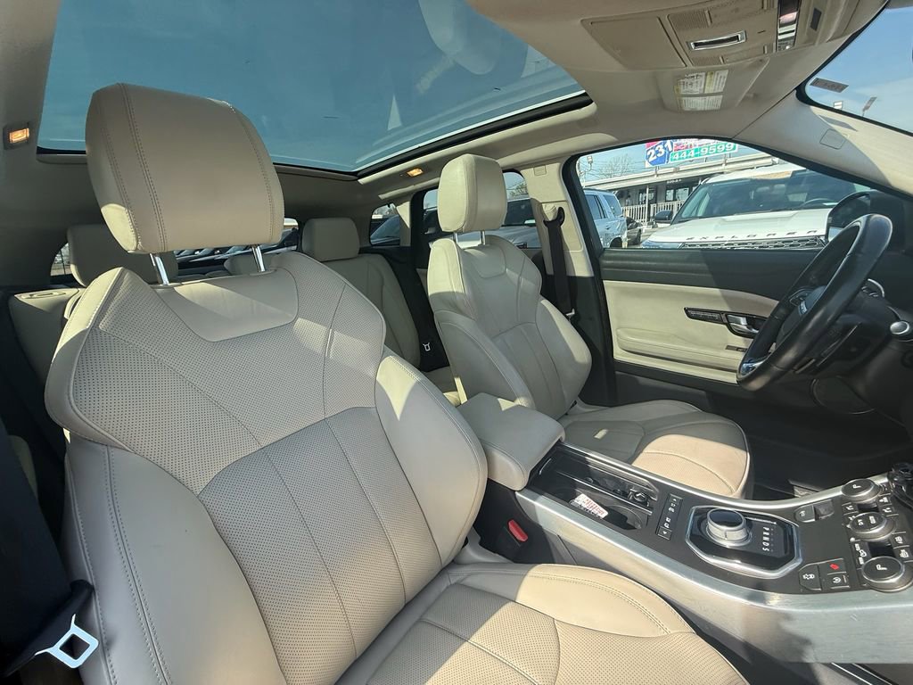 Used 2016 Land Rover Range Rover Evoque HSE image 24