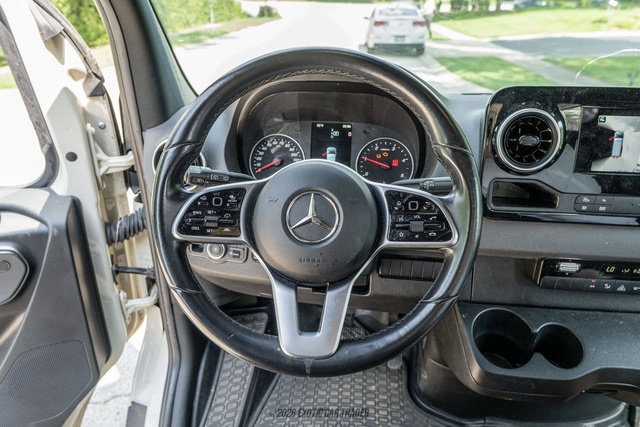 Used 2023 Mercedes-Benz Sprinter 2500 image 44