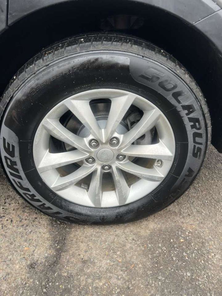 Used 2016 Kia Sorento LX w/ LX Convenience Package image 16