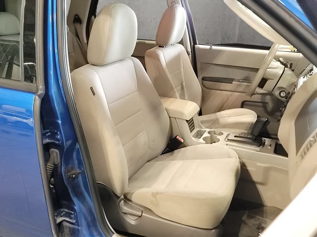 Used 2011 Ford Escape XLT w/ 202A Rapid Spec Order Code AWD/4WD image 18