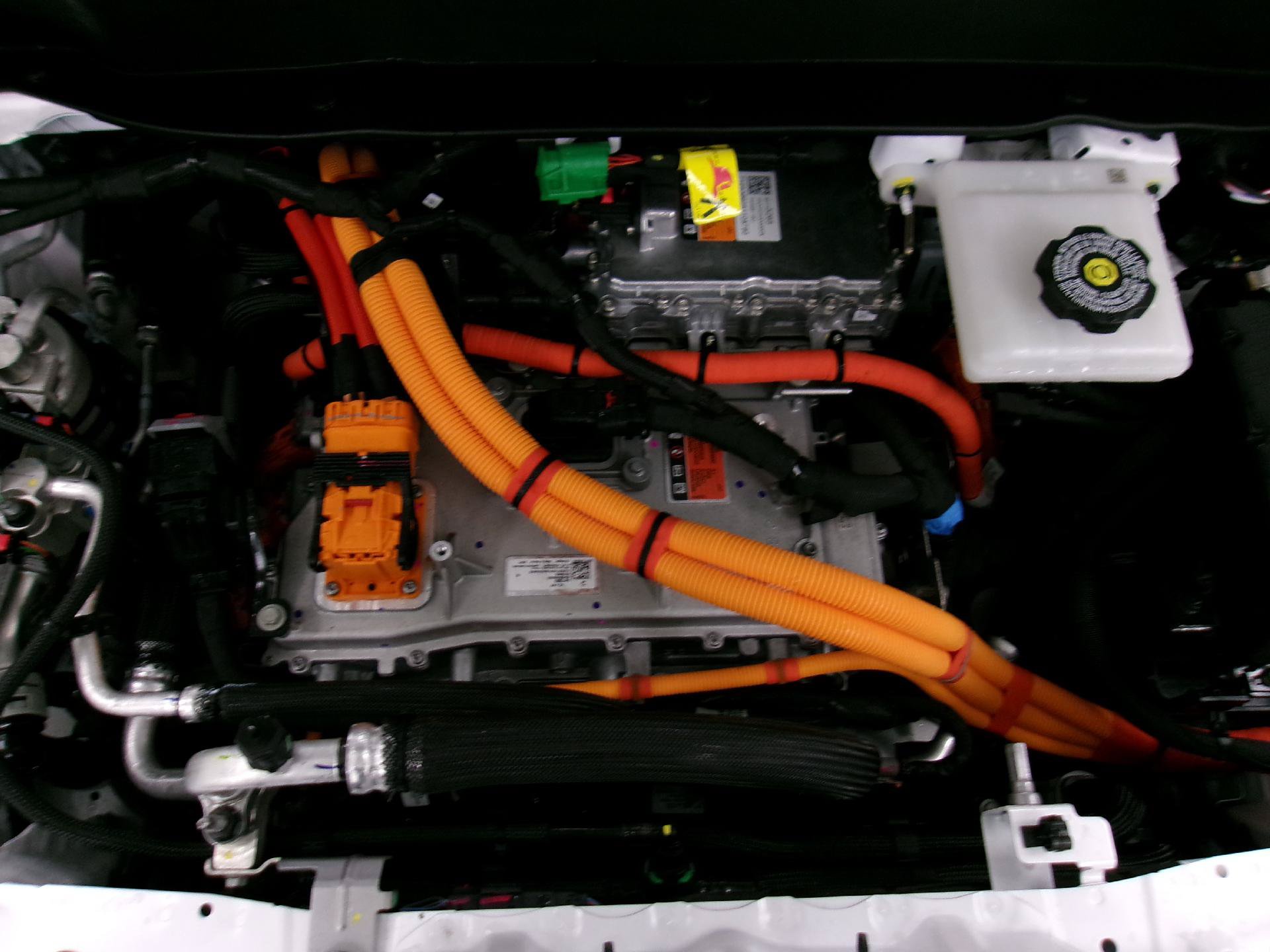 New 2027 Chevrolet Bolt LT w/ Comfort Package FWD image 15