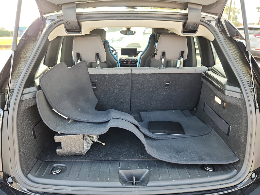 Used 2016 BMW i3 w/ Range Extender RWD image 18