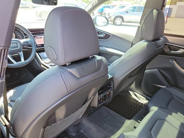 Used 2025 Audi Q8 Premium Plus AWD/4WD image 26