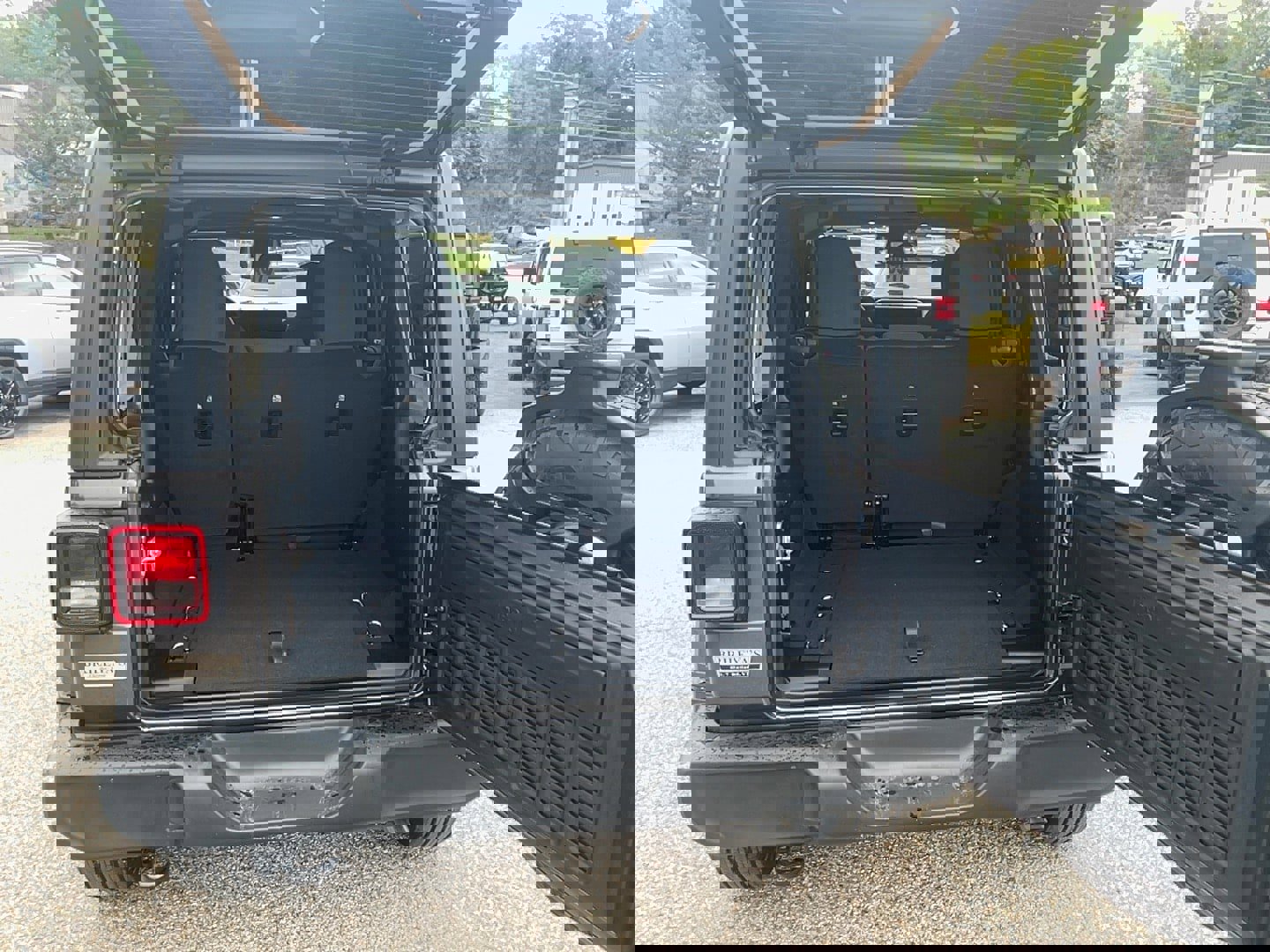 New 2025 Jeep Wrangler Unlimited Sport image 19