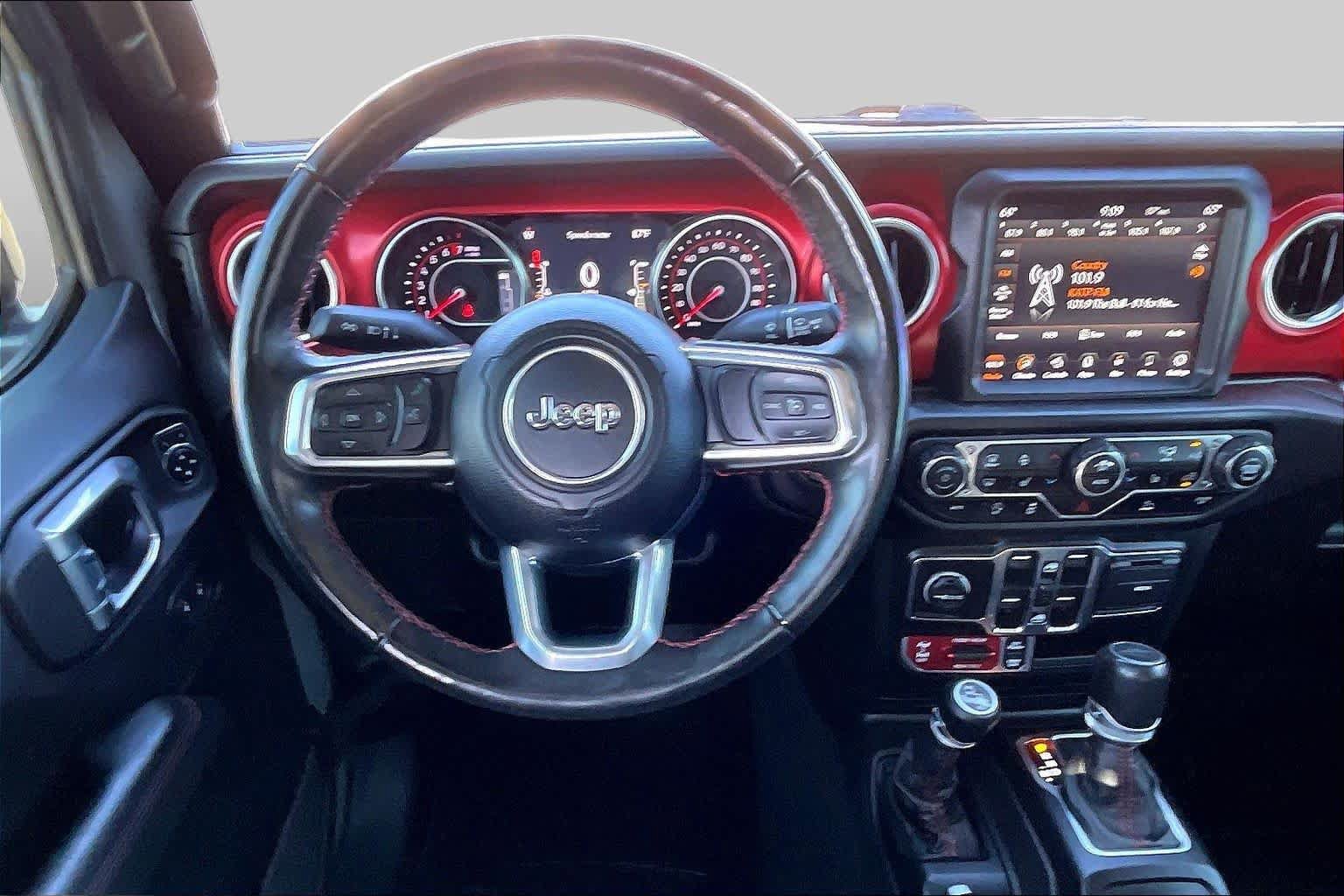 Used 2022 Jeep Gladiator Rubicon w/ Cold Weather Group AWD/4WD image 6