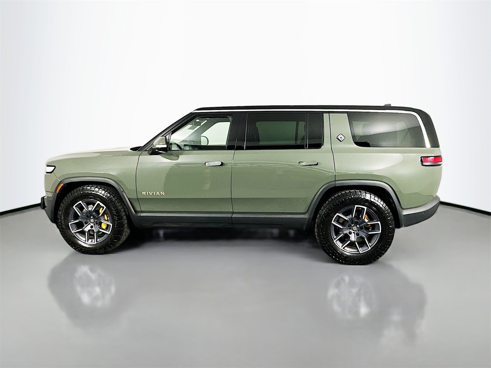 Used 2022 Rivian R1S Launch Edition image 4