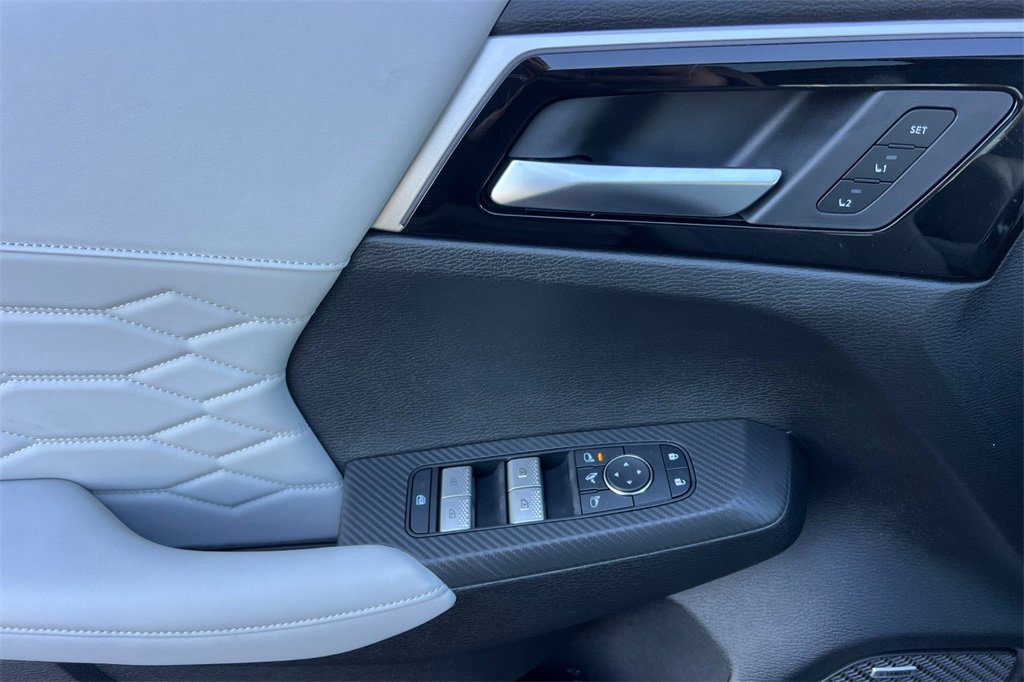 New 2026 Mitsubishi Outlander SEL image 12