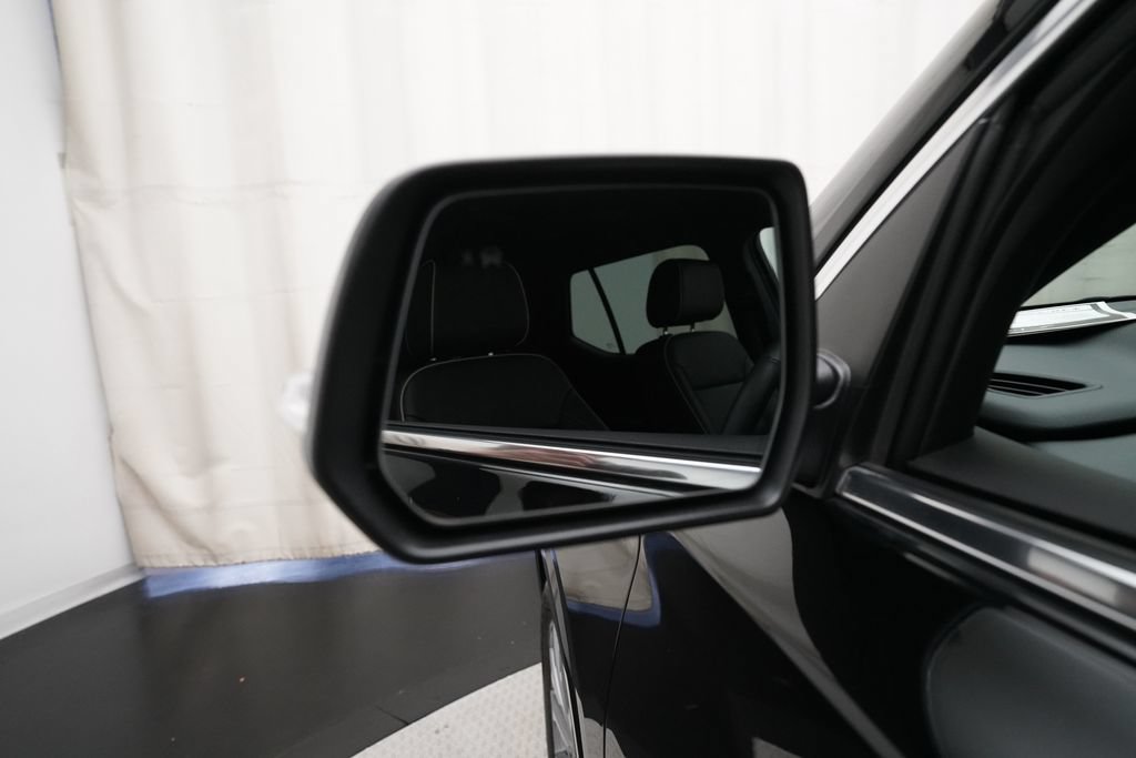 Used 2023 Chevrolet Traverse Premier AWD/4WD image 26