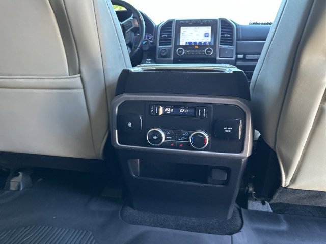 Used 2018 Ford Expedition Max Platinum AWD/4WD image 24