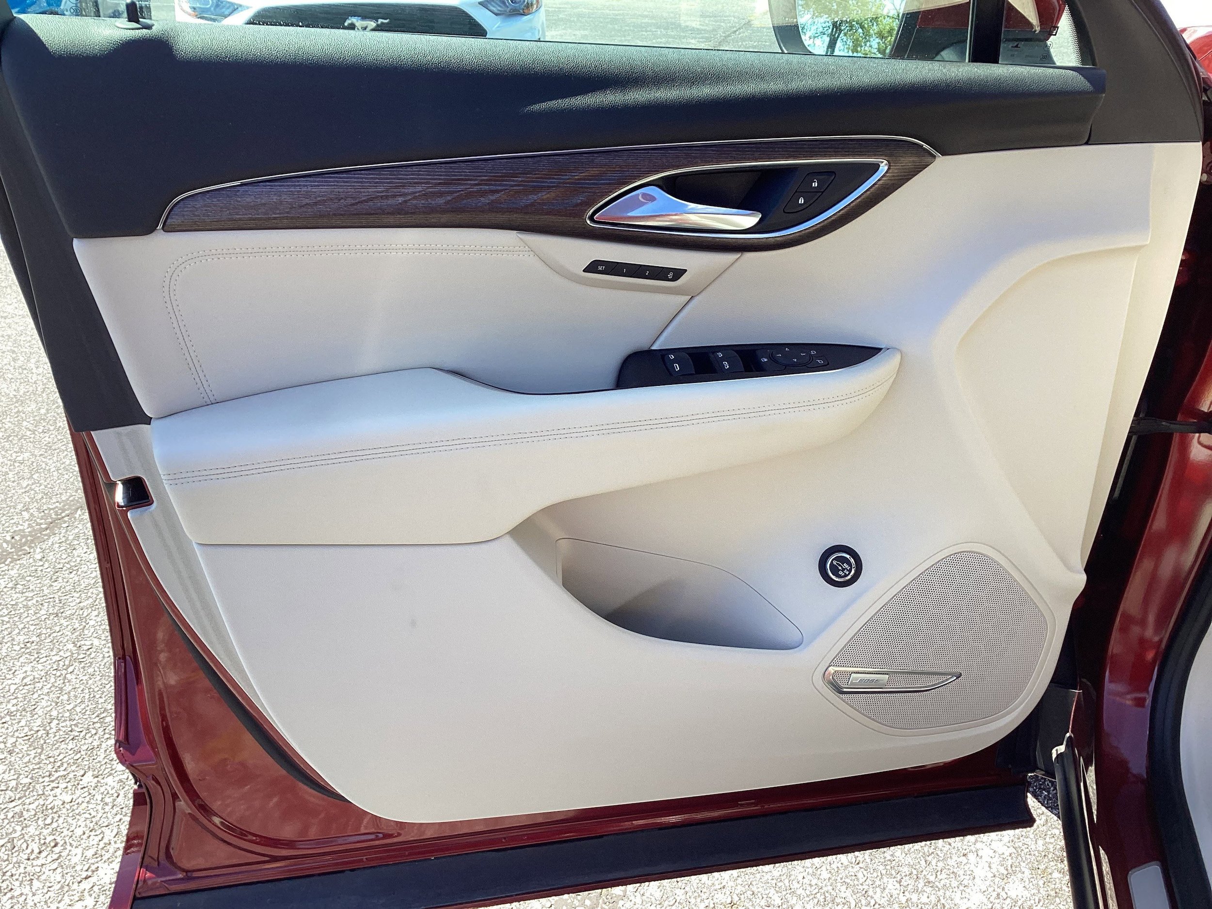 Used 2021 Buick Envision Avenir w/ Technology Package II AWD/4WD image 16