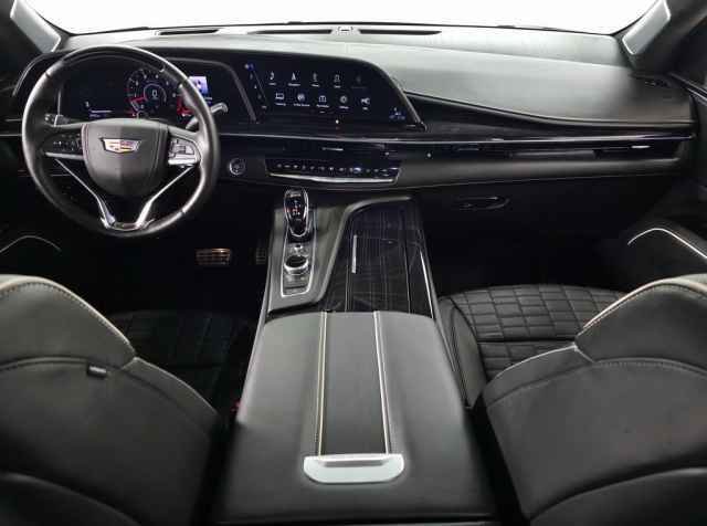 Used 2024 Cadillac Escalade ESV V w/ Heavy-Duty Trailer Package image 16