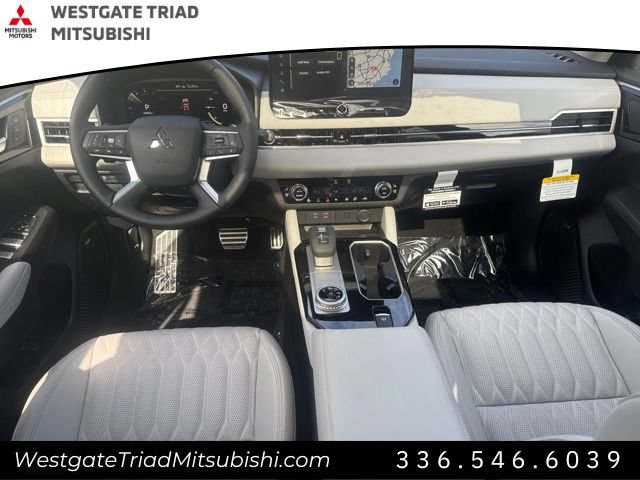 New 2026 Mitsubishi Outlander SEL FWD image 12