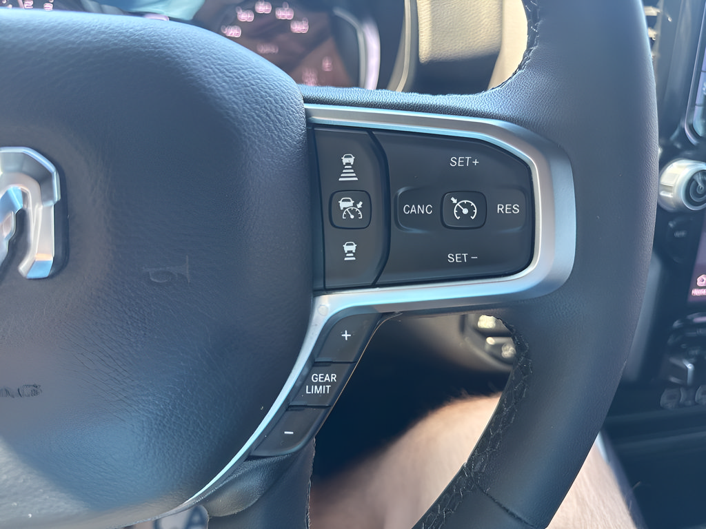 Used 2025 RAM 1500 Big Horn AWD/4WD image 19