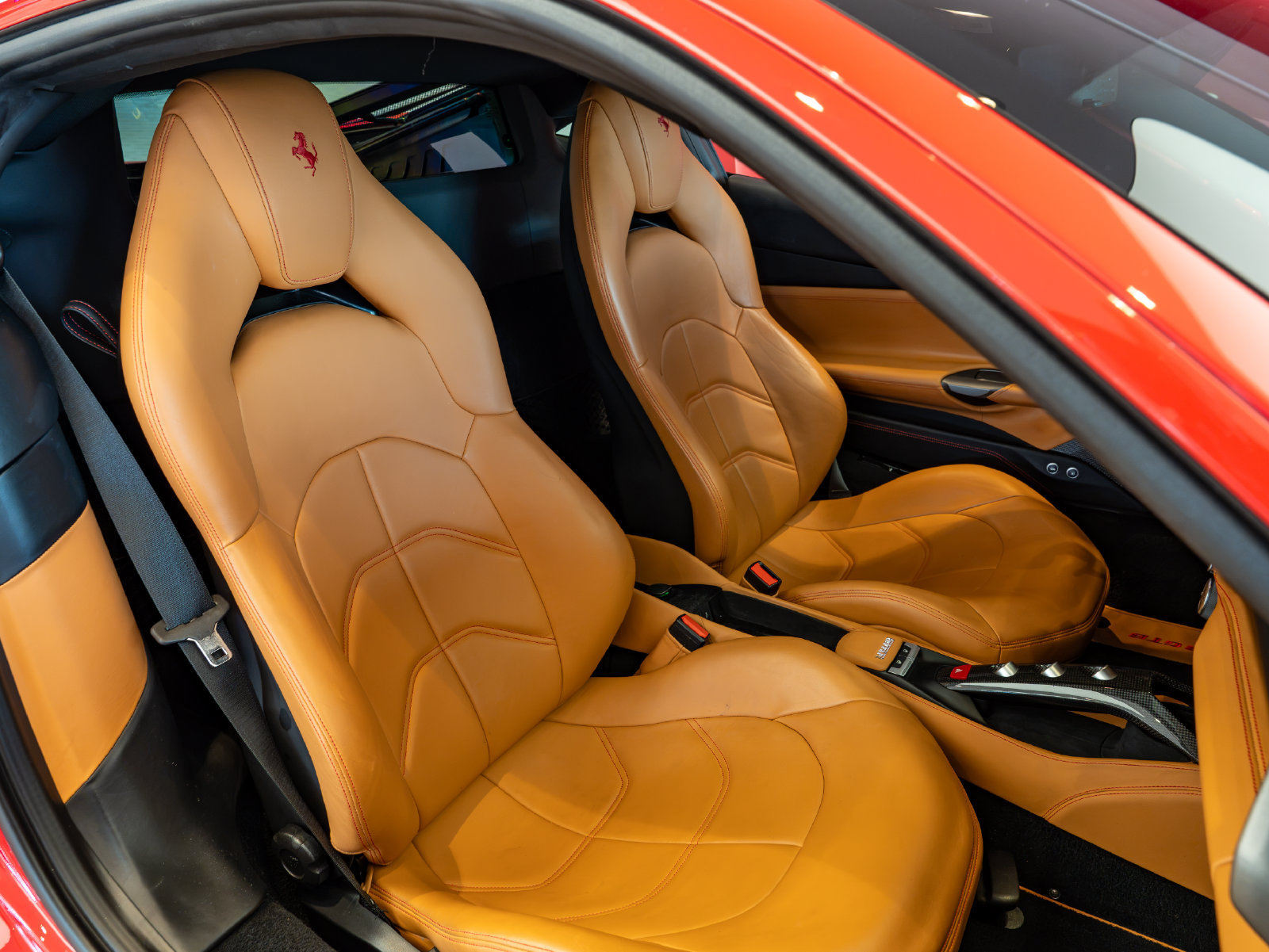 Certified 2017 Ferrari 488 GTB RWD image 19