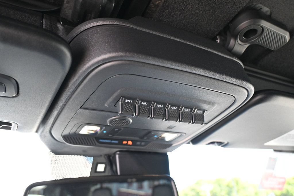 Used 2023 Ford Bronco Wildtrak AWD/4WD image 27