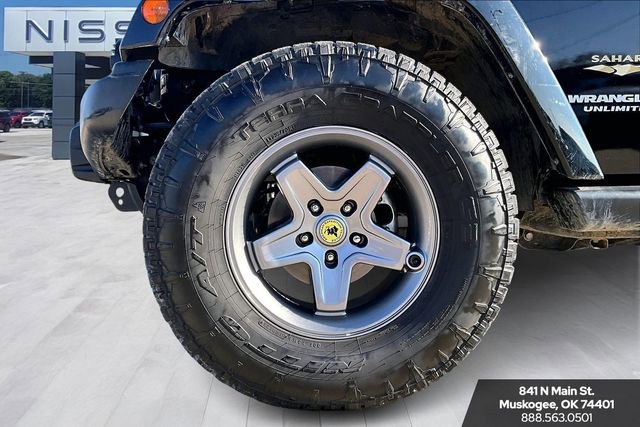 Used 2015 Jeep Wrangler Unlimited Sahara w/ Max Tow Package image 30