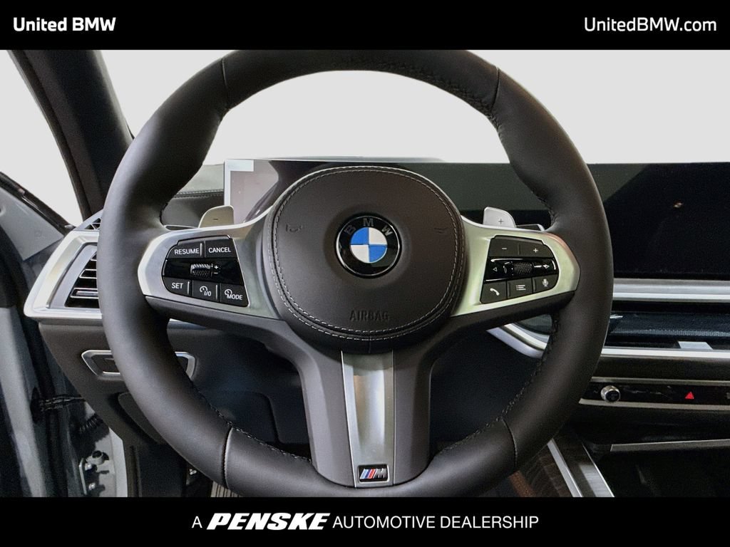 New 2027 BMW X7 xDrive40i w/ M Sport Package AWD/4WD image 13