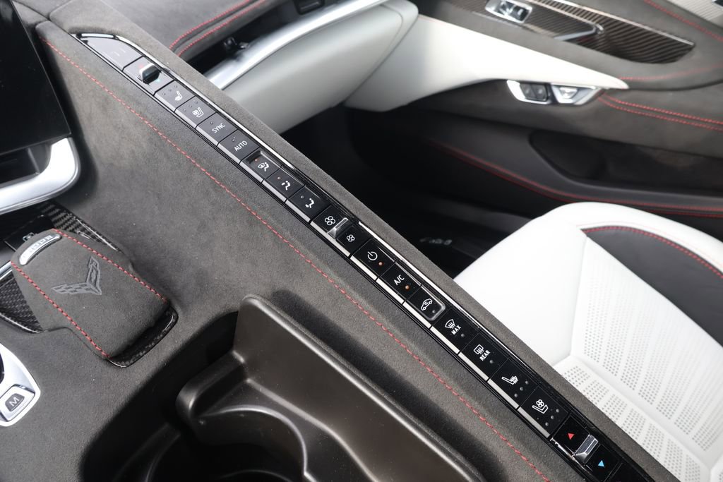 Used 2023 Chevrolet Corvette Stingray Premium Conv w/ Z51 Performance Package RWD image 29