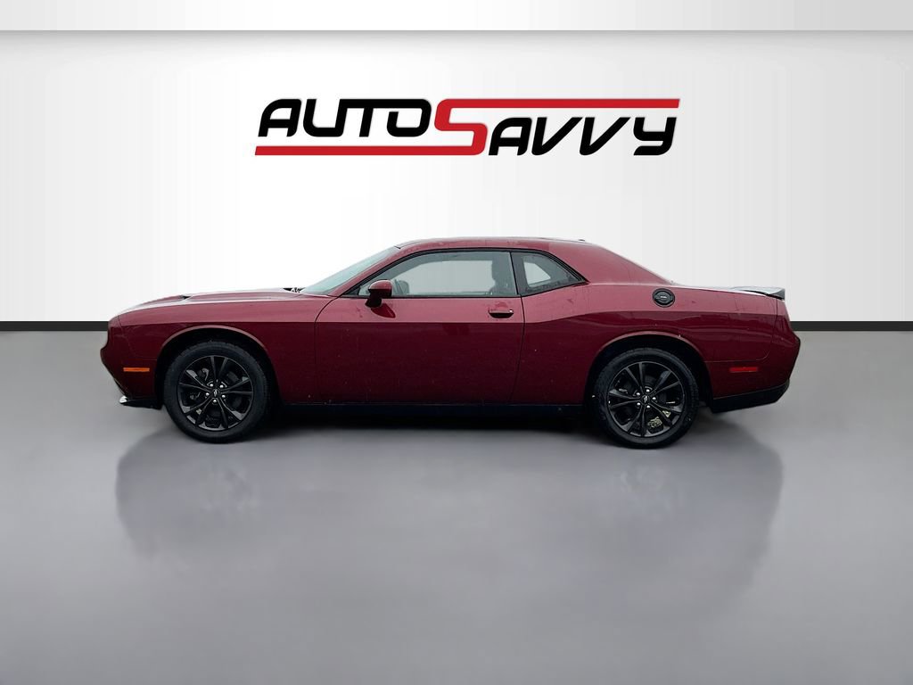 Used 2020 Dodge Challenger SXT w/ Blacktop Package image 4